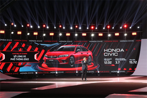 Honda Civic vinh dự nhận Giải thưởng “Vô lăng Xe phổ thông 2022” tại lễ trao giải Car Choice Awards.